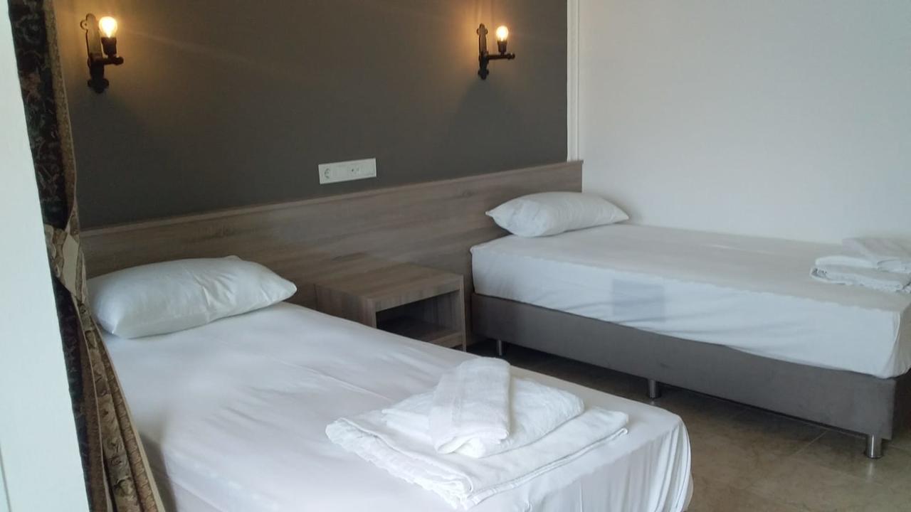Hotel Leon Foça Dış mekan fotoğraf
